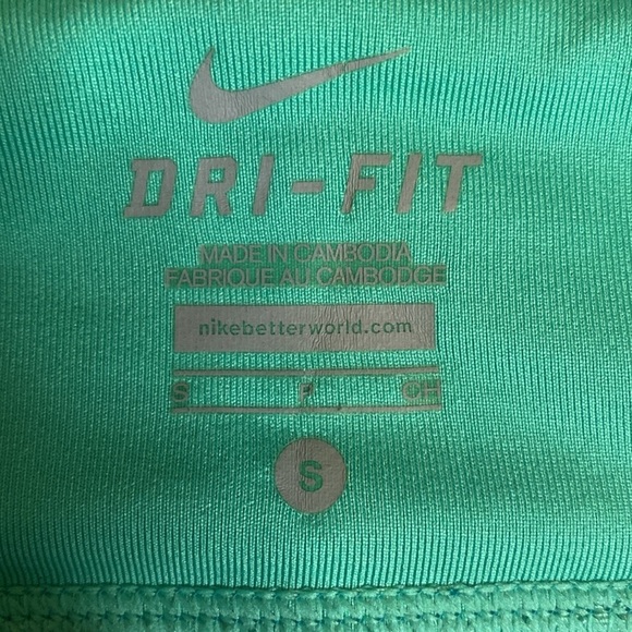 Nike Dri Fit Leggings Back zip pocket - Picture 5 of 10